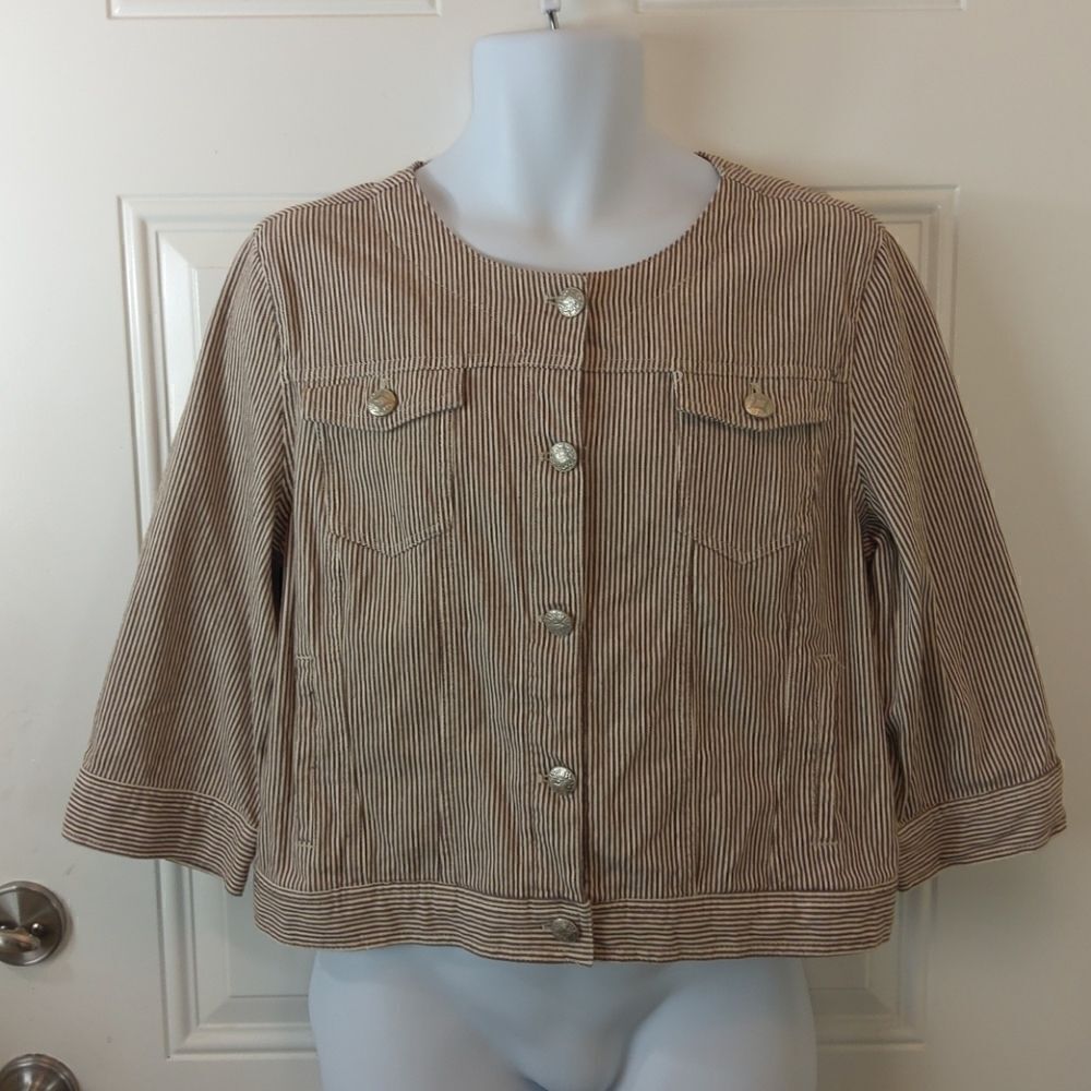 (3/$20) Lal Brown And White Pinstripe 3/4 Sleeve Jacket